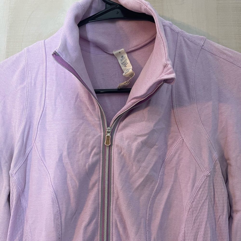 Lululemon half zip long sleeve lavender purple pullover, size 4
